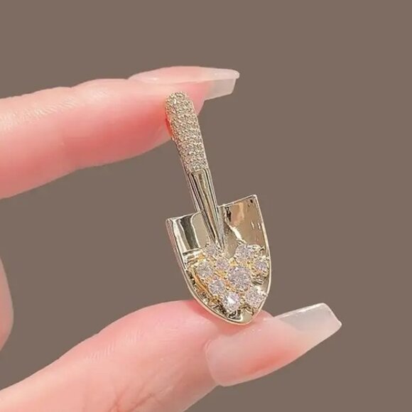 "Gold Digger" Shovel Brooch Pin Funny Rhinestone Retro Jewelry Stocking Stuffer - Picture 3 of 7